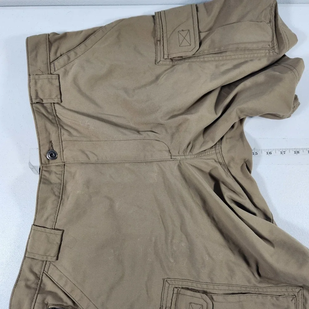 Duluth Trading Co Mens Brown Nylon Cargo Shorts 2XL  Workwear Outdoor Hiking‎